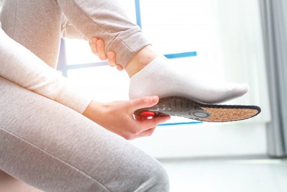 Everything you need to know about Foot orthotics for plantar fasciitis and Heel Spurs.